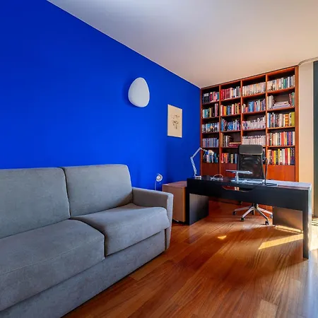 Amyra 6&2, Emma ヴィラ