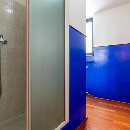 Amyra 6&2, Emma ヴィラ *