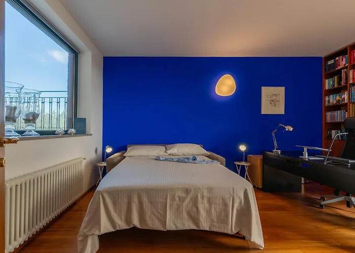 Amyra 6&2, Emma Città Sant'Angelo