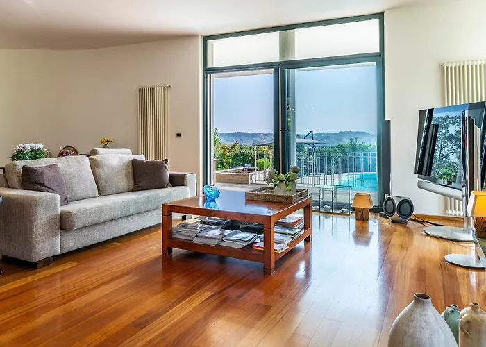 Amyra 6&2, Emma Villa Città Sant'Angelo