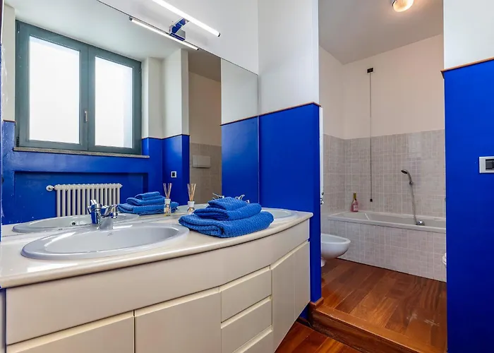 Amyra 6&2, Emma Villa Città Sant'Angelo